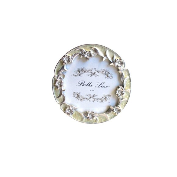 *Bella Lux Cream Enamel Faux Pearl Round Picture Frame - 4" x 4" Table Top - NWT - Picture 1 of 6